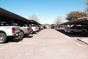 DFW AirPark – Airport curbside valet parking